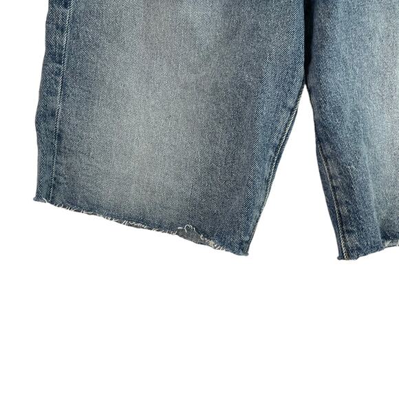 NWT Joe's Jeans Vintage stretch medium wash Bermuda shorts with raw hems - 26 - Picture 3 of 6